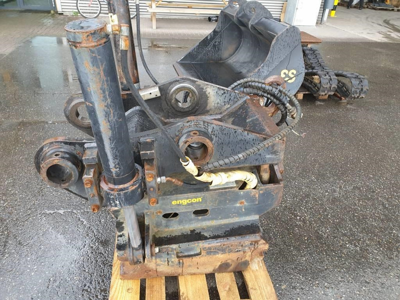 Engcon Tilting Coupler - Snelwissel voor Bouwmachine: afbeelding 2 Engcon Tilting Coupler - Snelwissel voor Bouwmachine: afbeelding 2