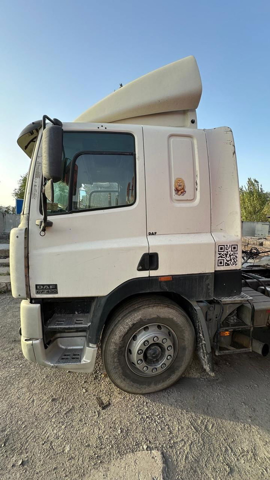 DAF CF 85.430 Tractor head - Trekker: afbeelding 3 DAF CF 85.430 Tractor head - Trekker: afbeelding 3