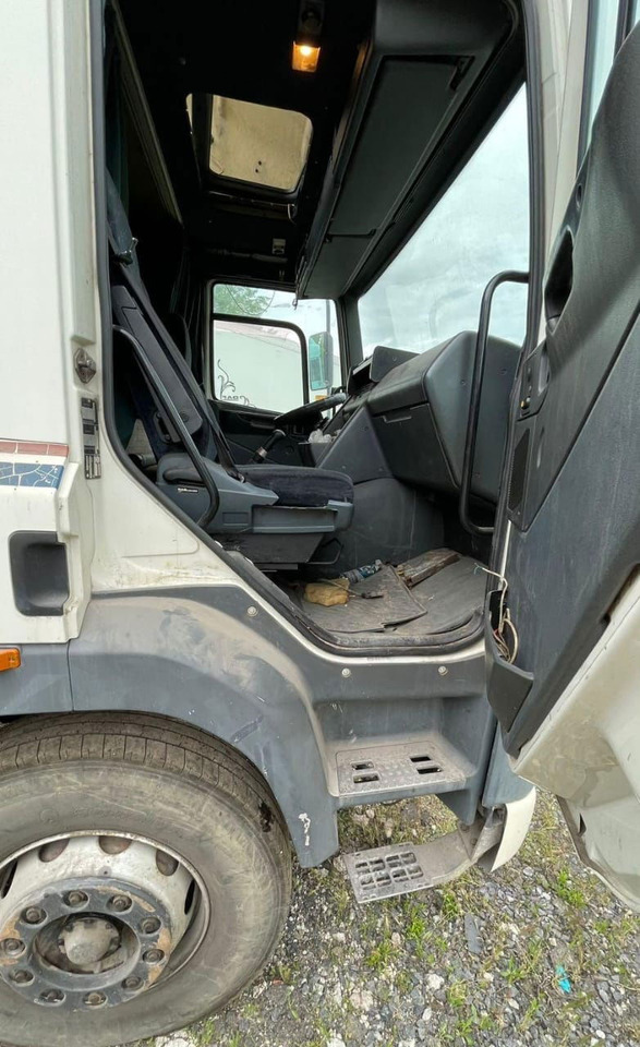DAF CF 85 - Trekker: afbeelding 2 DAF CF 85 - Trekker: afbeelding 2