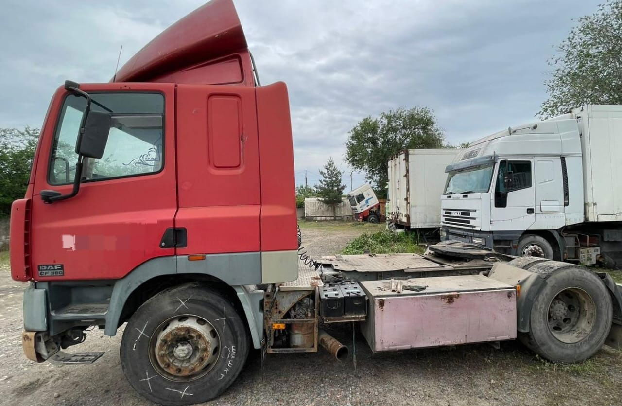 DAF CF 85 Tractor unit - Trekker: afbeelding 3 DAF CF 85 Tractor unit - Trekker: afbeelding 3