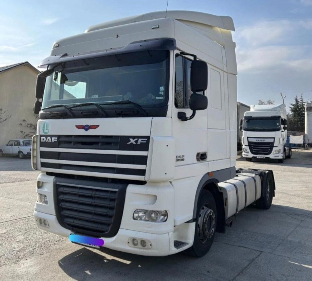 DAF XF 105.460 Tractor head - Trekker: afbeelding 2 DAF XF 105.460 Tractor head - Trekker: afbeelding 2