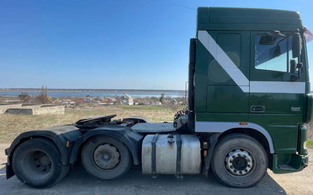 DAF XF 95.430 Tractor unit - Trekker: afbeelding 2 DAF XF 95.430 Tractor unit - Trekker: afbeelding 2