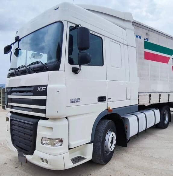 DAF XF105 Tractor unit - Trekker: afbeelding 2 DAF XF105 Tractor unit - Trekker: afbeelding 2