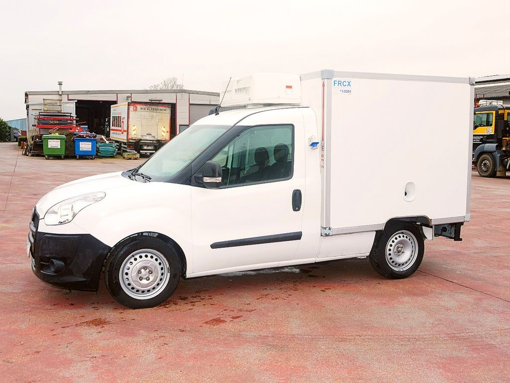 Fiat 1.3 DOBLO KUHLKOFFER RELEC FROD TR22 -20C Fiat 1.3 DOBLO KUHLKOFFER RELEC FROD TR22 -20C - Koelwagen: afbeelding 4 Fiat 1.3 DOBLO KUHLKOFFER RELEC FROD TR22 -20C Fiat 1.3 DOBLO KUHLKOFFER RELEC FROD TR22 -20C - Koelwagen: afbeelding 4