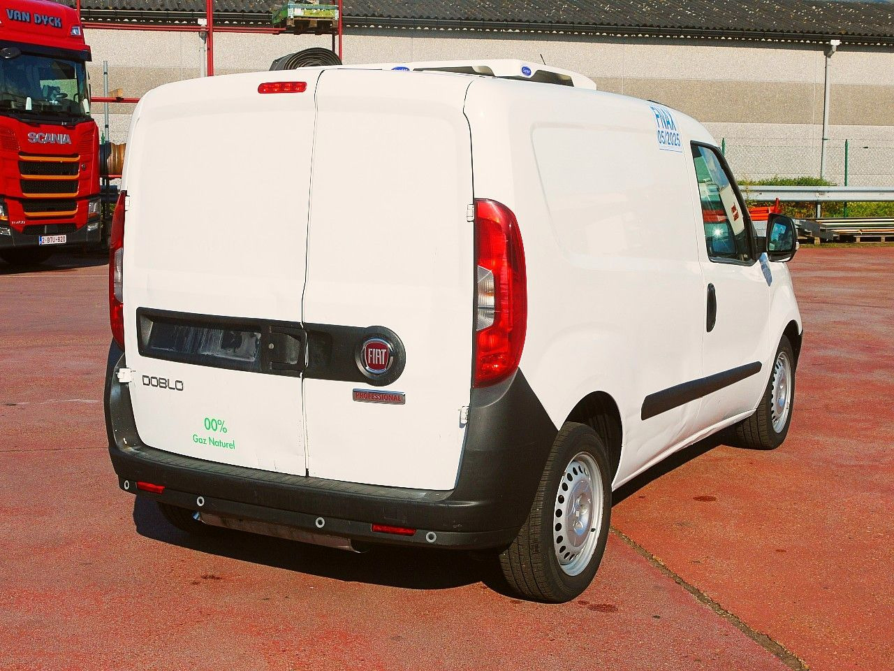 Fiat DOBLO 1.4 KUHLKASTENWAGEN CARRIER NEOS -20c E6 - Koelwagen: afbeelding 5 Fiat DOBLO 1.4 KUHLKASTENWAGEN CARRIER NEOS -20c E6 - Koelwagen: afbeelding 5