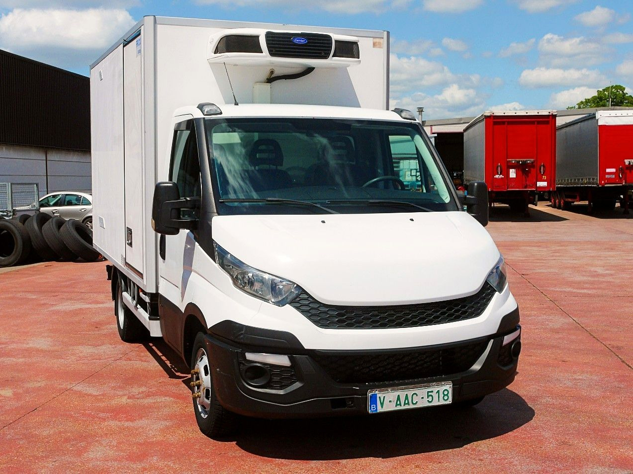 Iveco 35C13 DAILY KUHLKOFFER CARRIER PULSOR 400 AIRCO - Koelwagen: afbeelding 1 Iveco 35C13 DAILY KUHLKOFFER CARRIER PULSOR 400 AIRCO - Koelwagen: afbeelding 1