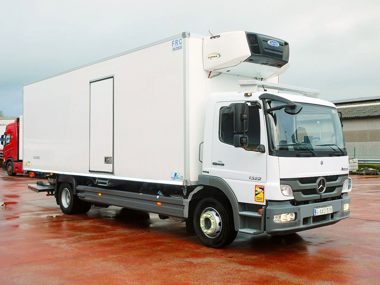 Mercedes-Benz 1322 ATEGO KUHLKOFFER CARRIER SUPRA 850 A/C LUFT - Koelwagen vrachtwagen: afbeelding 2 Mercedes-Benz 1322 ATEGO KUHLKOFFER CARRIER SUPRA 850 A/C LUFT - Koelwagen vrachtwagen: afbeelding 2