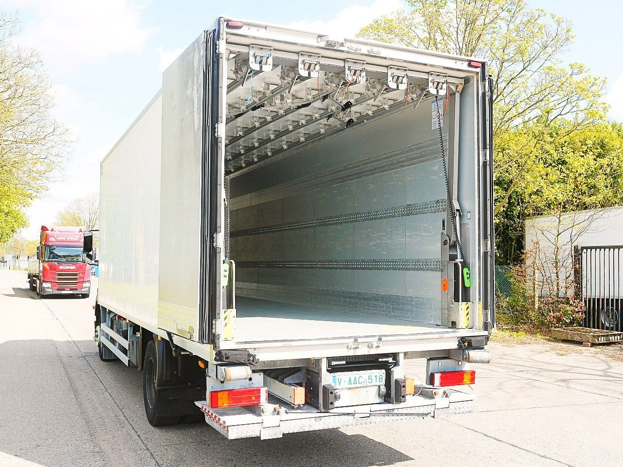 Koelwagen vrachtwagen, Kraanwagen Mercedes-Benz 1829 AXOR FLEISHBAHNEN KUHKOFFER CARRIER SUPRA: afbeelding 6