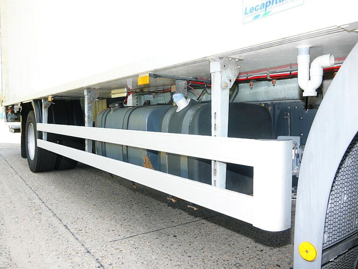 Koelwagen vrachtwagen, Kraanwagen Mercedes-Benz 1829 AXOR FLEISHBAHNEN KUHKOFFER CARRIER SUPRA: afbeelding 17