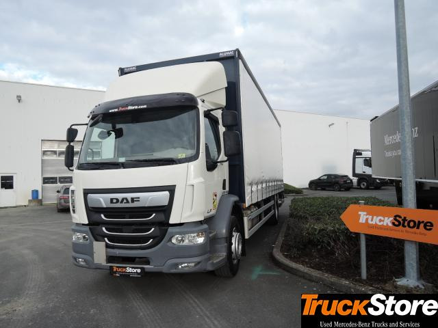 DAF LF 290 LBW 2.5T. - Schuifzeilen vrachtwagen: afbeelding 1 DAF LF 290 LBW 2.5T. - Schuifzeilen vrachtwagen: afbeelding 1