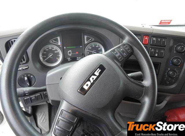 DAF LF 290 LBW 2.5T. - Schuifzeilen vrachtwagen: afbeelding 2 DAF LF 290 LBW 2.5T. - Schuifzeilen vrachtwagen: afbeelding 2