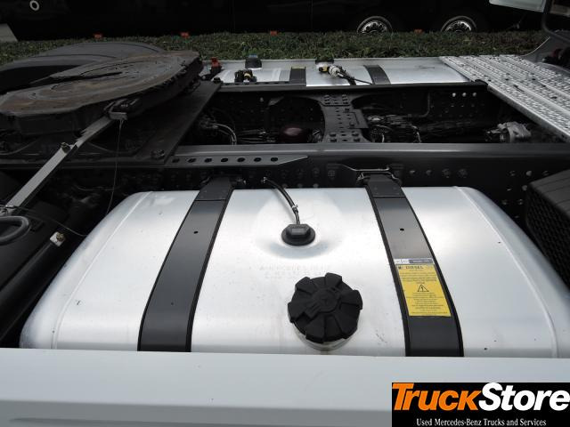 Mercedes-Benz Actros 1845 LS - Trekker: afbeelding 2 Mercedes-Benz Actros 1845 LS - Trekker: afbeelding 2