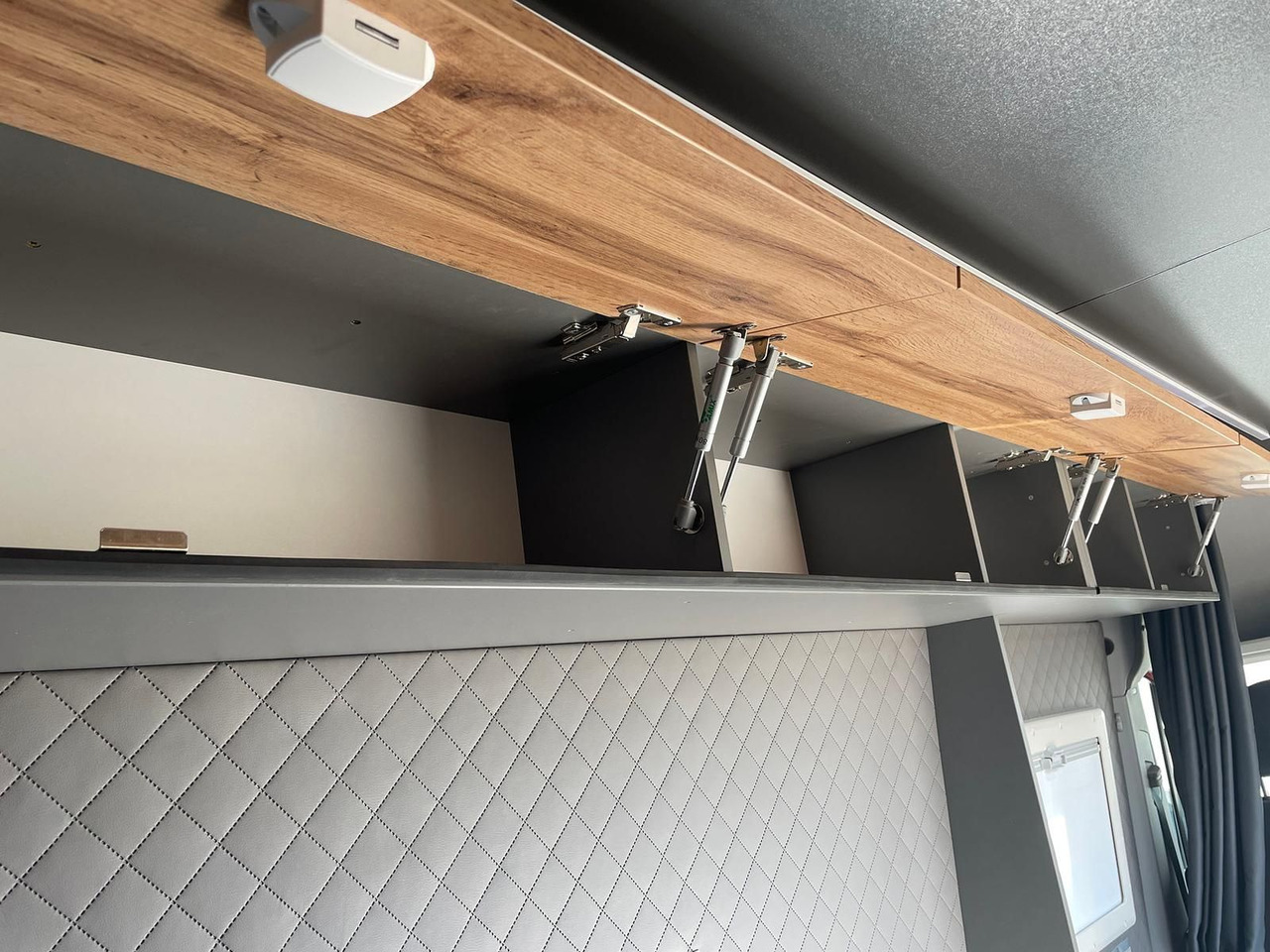 Personenwagen MAN TGE 3.180 L3H3 Individual S BF3+ BEGLEITFAHRZEUG: afbeelding 38