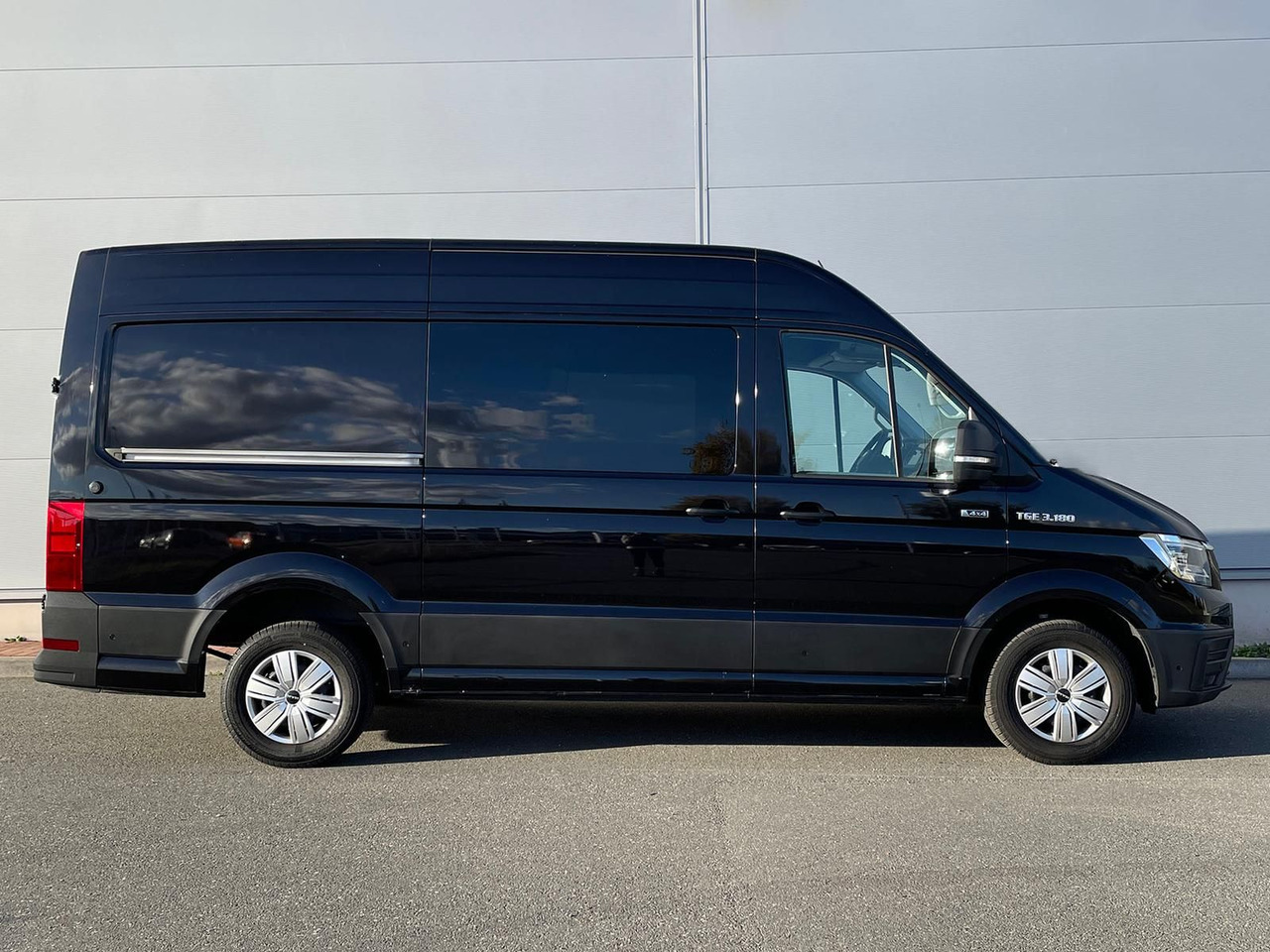 MAN TGE 3.180 L3H3 MIXTO 4x4 AUTOM DIFF AHK ACC NAV - Gesloten bestelwagen, Bestelwagen met dubbele cabine: afbeelding 5 MAN TGE 3.180 L3H3 MIXTO 4x4 AUTOM DIFF AHK ACC NAV - Gesloten bestelwagen, Bestelwagen met dubbele cabine: afbeelding 5