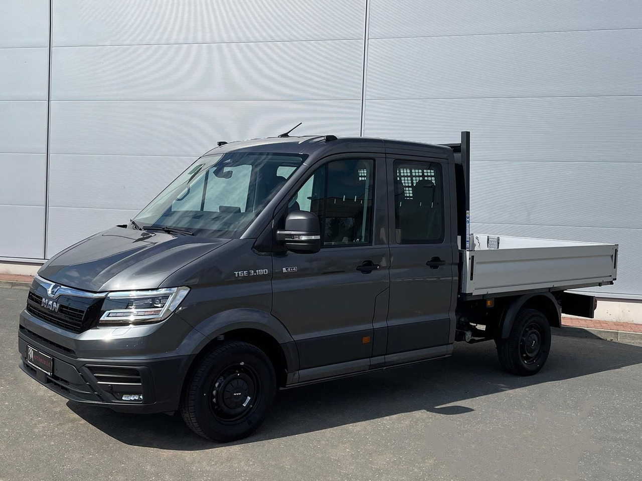 MAN TGE 3.180 Pritsche DOKA MR 4x4 ACC LED DIFF-SPER - Personenwagen: afbeelding 1 MAN TGE 3.180 Pritsche DOKA MR 4x4 ACC LED DIFF-SPER - Personenwagen: afbeelding 1