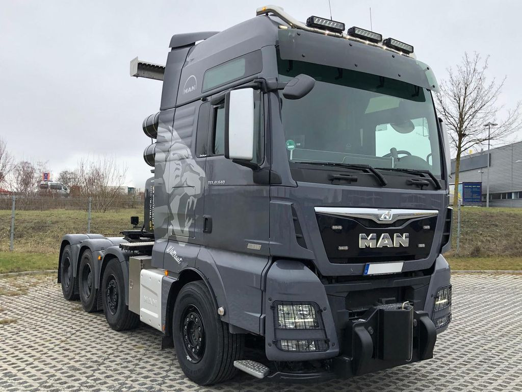 MAN TGX 41.640 8x4 Euro 6,Schwerlast 250t MAN TGX 41.640 8x4 Euro 6,Schwerlast 250t - Trekker: afbeelding 1 MAN TGX 41.640 8x4 Euro 6,Schwerlast 250t MAN TGX 41.640 8x4 Euro 6,Schwerlast 250t - Trekker: afbeelding 1
