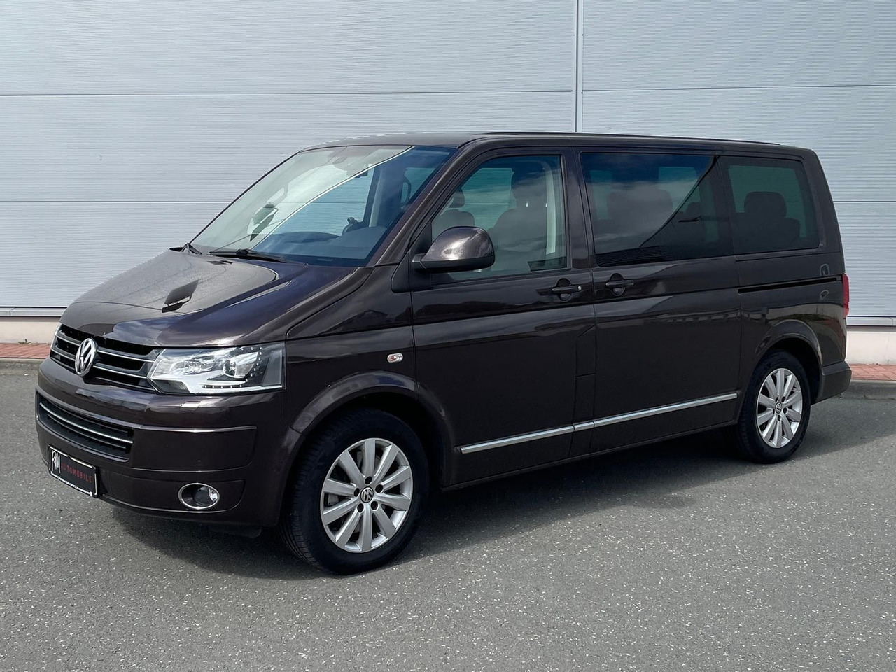 Volkswagen T5 Multivan Highline 4M LEDER AHK MFL - Minibus, Personenvervoer: afbeelding 1 Volkswagen T5 Multivan Highline 4M LEDER AHK MFL - Minibus, Personenvervoer: afbeelding 1