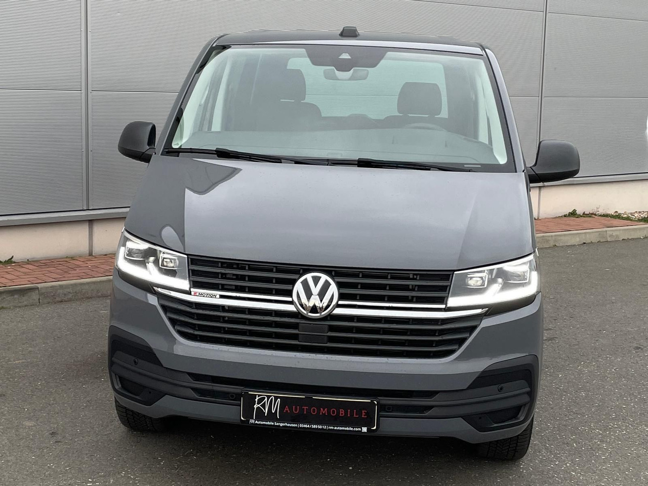 Volkswagen T6.1 Transporter 4MOTION NAVI STANDHZ ACC PDC - Minibus, Personenvervoer: afbeelding 3 Volkswagen T6.1 Transporter 4MOTION NAVI STANDHZ ACC PDC - Minibus, Personenvervoer: afbeelding 3