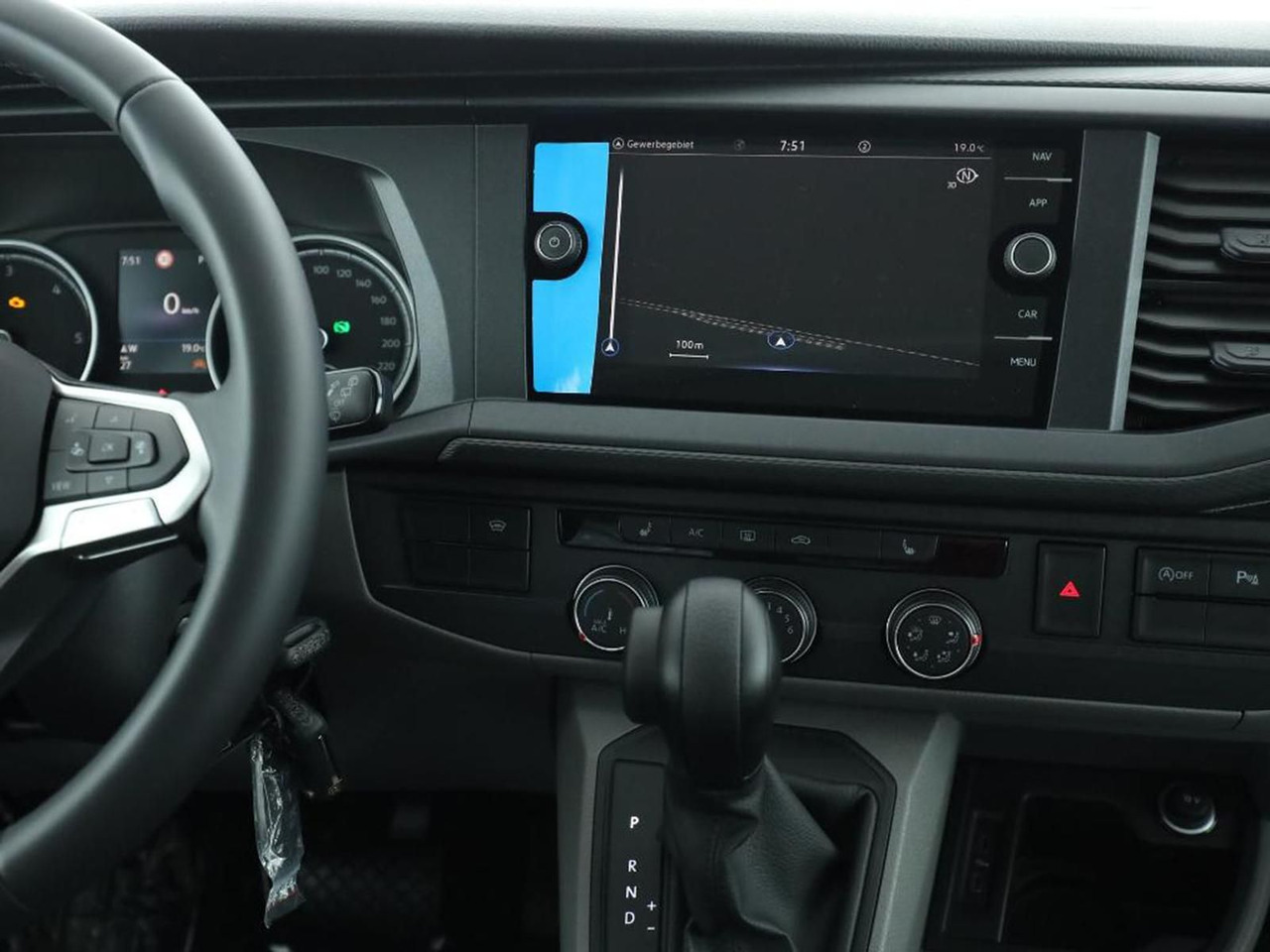 Volkswagen T6.1 Transporter Kombi KR Autom. LED TEMP SITZHZ - Minibus, Personenvervoer: afbeelding 5 Volkswagen T6.1 Transporter Kombi KR Autom. LED TEMP SITZHZ - Minibus, Personenvervoer: afbeelding 5