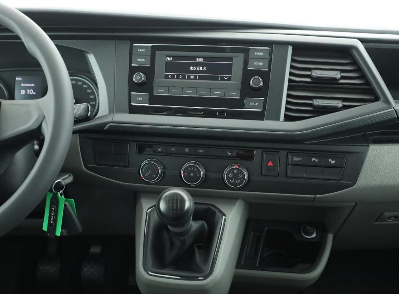 Volkswagen T6.1 Transporter LR FWD PDC SITZHZ TEMP AHK - Personenvervoer: afbeelding 5 Volkswagen T6.1 Transporter LR FWD PDC SITZHZ TEMP AHK - Personenvervoer: afbeelding 5