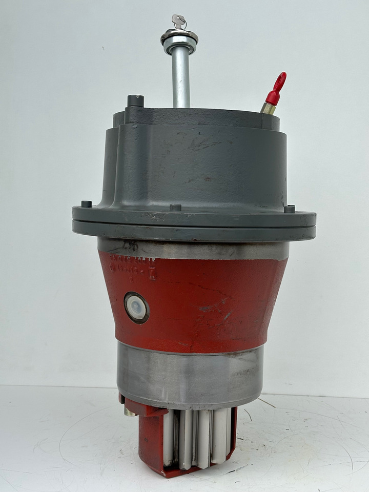 LIEBHERR Liebherr – Bauer Original Schwenkantrieb Typ:SAT275/251 mit ID-Nr.933017801. MG15, MBG12, MG20, MFG10, BG12H. #933017801.0121# - Zwenkmotor voor Boormachine: afbeelding 1 LIEBHERR Liebherr – Bauer Original Schwenkantrieb Typ:SAT275/251 mit ID-Nr.933017801. MG15, MBG12, MG20, MFG10, BG12H. #933017801.0121# - Zwenkmotor voor Boormachine: afbeelding 1