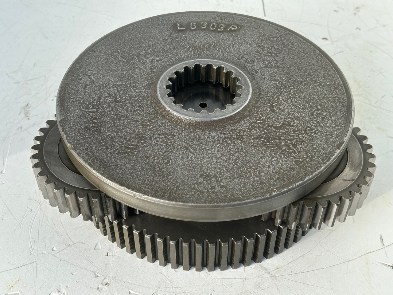 LIEBHERR Original Planetenträger ID-Nr.944171103 mit Planetenräder ID-Nr.944110603-ID-Nr.90201469 mit Lamellenträger ID-Nr.944112103. A900C,A944B,E942,LOS942,LOS944,P942,P944,R942,R944,R944B. #HRV# - Zwenkmotor voor Graafmachine: afbeelding 4 LIEBHERR Original Planetenträger ID-Nr.944171103 mit Planetenräder ID-Nr.944110603-ID-Nr.90201469 mit Lamellenträger ID-Nr.944112103. A900C,A944B,E942,LOS942,LOS944,P942,P944,R942,R944,R944B. #HRV# - Zwenkmotor voor Graafmachine: afbeelding 4