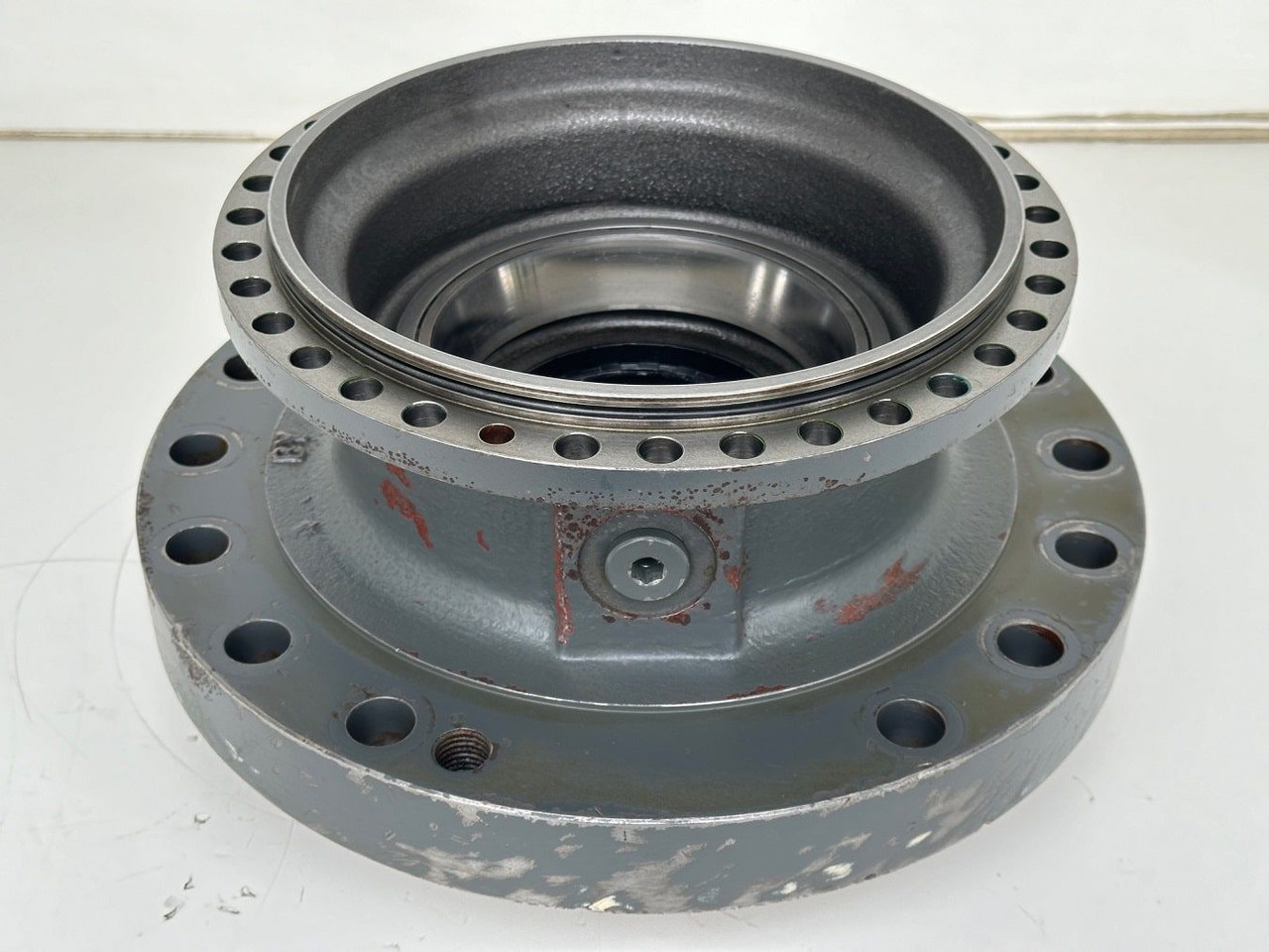 Liebherr Abtriebswellengehäuse ID-Nr.90018934. A924 HL, A924, LH30 C, LH30 M, LH35 M, LH35 MT, R922. #ABTR.GEH.0767#0764# - Zwenkmotor voor Bouwmachine: afbeelding 1 Liebherr Abtriebswellengehäuse ID-Nr.90018934. A924 HL, A924, LH30 C, LH30 M, LH35 M, LH35 MT, R922. #ABTR.GEH.0767#0764# - Zwenkmotor voor Bouwmachine: afbeelding 1