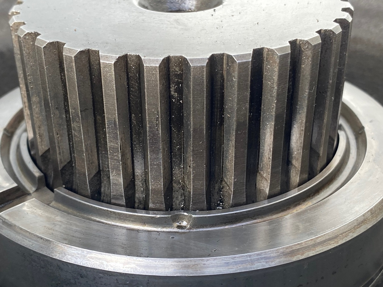 Versnellingsbak voor Bouwmachine Liebherr Abtriebswellengehäuse ID-Nr.90018934 mit Abtriebswelle ID-Nr.90204999. SAT275/260 - SAT275/261 - SAT275/266 - SAT275/289. #1788#1730#: afbeelding 10 Versnellingsbak voor Bouwmachine Liebherr Abtriebswellengehäuse ID-Nr.90018934 mit Abtriebswelle ID-Nr.90204999. SAT275/260 - SAT275/261 - SAT275/266 - SAT275/289. #1788#1730#: afbeelding 10