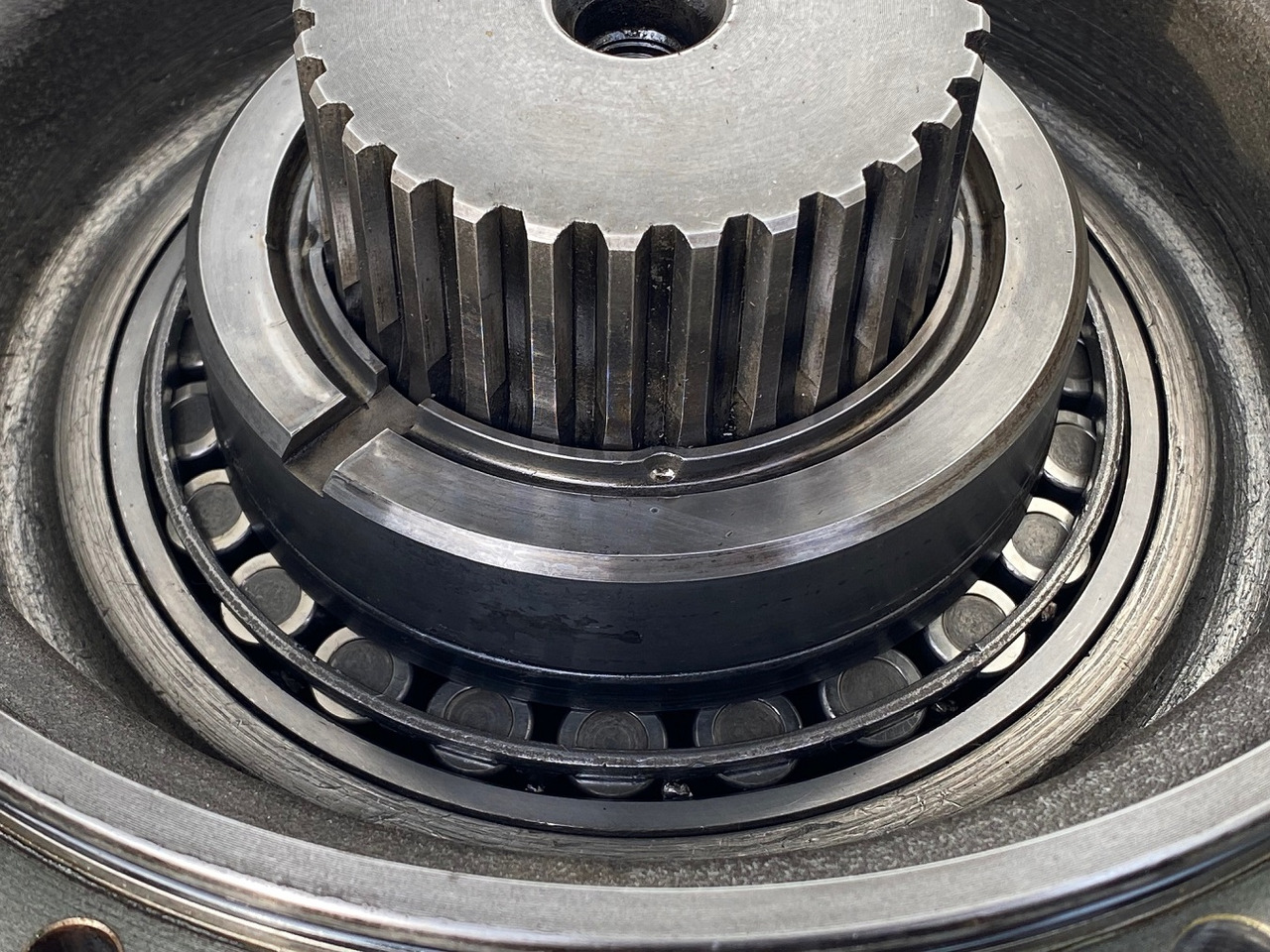 Versnellingsbak voor Bouwmachine Liebherr Abtriebswellengehäuse ID-Nr.90018934 mit Abtriebswelle ID-Nr.90204999. SAT275/260 - SAT275/261 - SAT275/266 - SAT275/289. #1788#1730#: afbeelding 8 Versnellingsbak voor Bouwmachine Liebherr Abtriebswellengehäuse ID-Nr.90018934 mit Abtriebswelle ID-Nr.90204999. SAT275/260 - SAT275/261 - SAT275/266 - SAT275/289. #1788#1730#: afbeelding 8