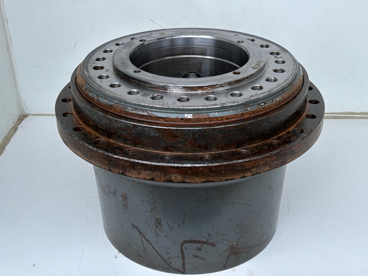 Liebherr Anschlußträger ID-Nr.90207972 mit Innenrad ID-Nr.944315903. FAT400P130-FAT400P139. R926,R928,R930,R934,R936,R938. #0993#0969#2064# - Eindaandrijving voor Bouwmachine: afbeelding 3 Liebherr Anschlußträger ID-Nr.90207972 mit Innenrad ID-Nr.944315903. FAT400P130-FAT400P139. R926,R928,R930,R934,R936,R938. #0993#0969#2064# - Eindaandrijving voor Bouwmachine: afbeelding 3