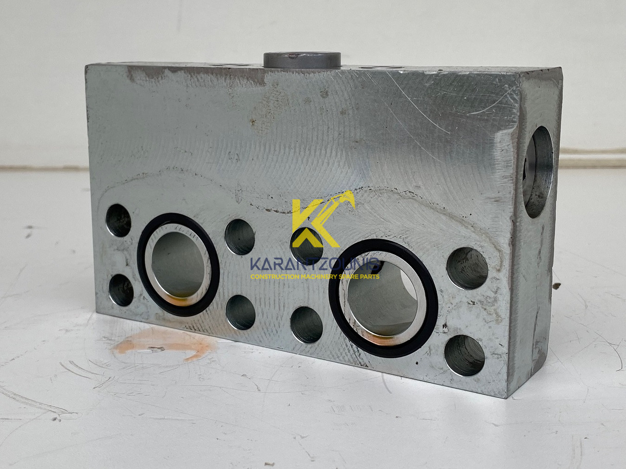 Liebherr Dämpfungsventil ID-Nr.10121777. P924 COMP, P926, R926, R916, R922, R924 COMP, R924, R926 COMP, R926, R930, R936, R946, R950 T, R960 T. #DÄ27652# - Zwenkmotor voor Graafmachine: afbeelding 3 Liebherr Dämpfungsventil ID-Nr.10121777. P924 COMP, P926, R926, R916, R922, R924 COMP, R924, R926 COMP, R926, R930, R936, R946, R950 T, R960 T. #DÄ27652# - Zwenkmotor voor Graafmachine: afbeelding 3