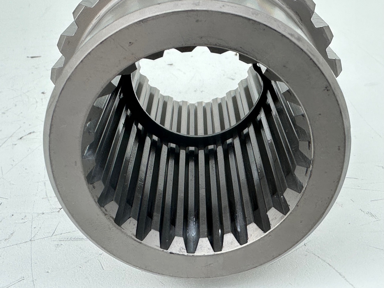 Liebherr Lamellenträger ID-Nr.9443788 - ID-Nr.944378803. FAT550, FAT550P046, FAT550P050, FAT600P081, FAT1000/102. #9443788.23.03# - Eindaandrijving voor Bouwmachine: afbeelding 5 Liebherr Lamellenträger ID-Nr.9443788 - ID-Nr.944378803. FAT550, FAT550P046, FAT550P050, FAT600P081, FAT1000/102. #9443788.23.03# - Eindaandrijving voor Bouwmachine: afbeelding 5