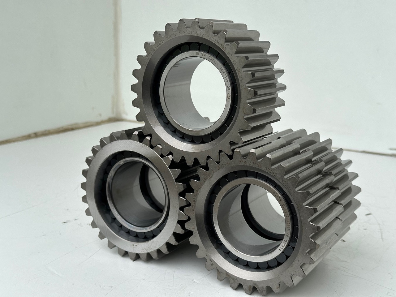 Liebherr Planetenrad ID-Nr.90024935. FAT400P112 - FAT400P130 - FAT400P139. R926, R928, R930, R934, R936, R938, R940, R944, R946, R950 T. #90024935.20.02# - Transmissie voor Bouwmachine: afbeelding 1 Liebherr Planetenrad ID-Nr.90024935. FAT400P112 - FAT400P130 - FAT400P139. R926, R928, R930, R934, R936, R938, R940, R944, R946, R950 T. #90024935.20.02# - Transmissie voor Bouwmachine: afbeelding 1