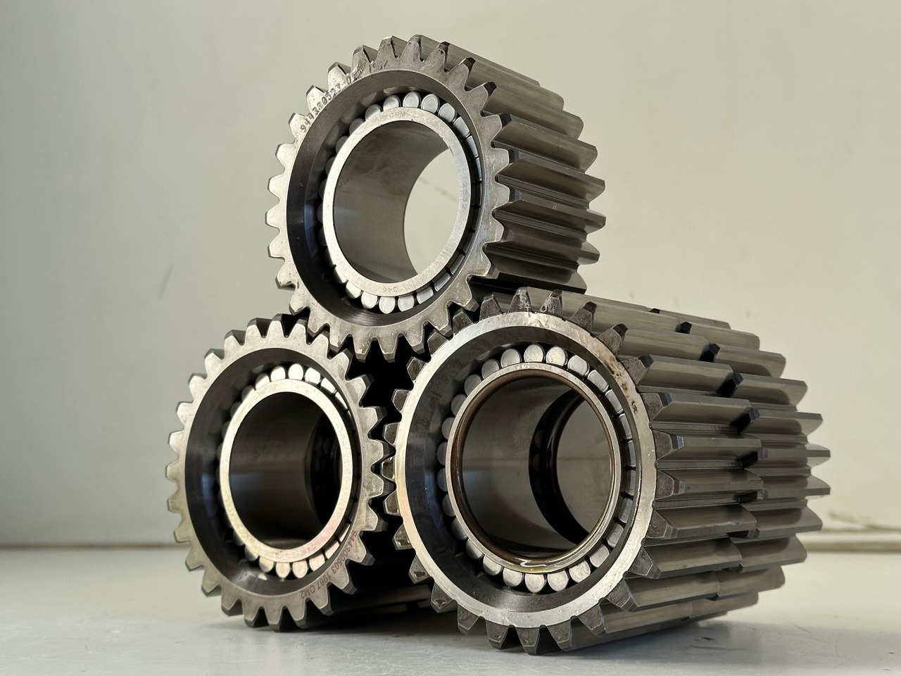 Liebherr Planetenrad ID-Nr.9443004 - ID-Nr.944300403. FAT400-FAT400/018-FAT400P018-FAT400P063-FAT400P073-FAT400P092. R934 IND,R906,R914,R916,R922,R924,R932,R934,R936,R942,R944. #944300503.18.12# - Eindaandrijving voor Rupsgraafmachine: afbeelding 2 Liebherr Planetenrad ID-Nr.9443004 - ID-Nr.944300403. FAT400-FAT400/018-FAT400P018-FAT400P063-FAT400P073-FAT400P092. R934 IND,R906,R914,R916,R922,R924,R932,R934,R936,R942,R944. #944300503.18.12# - Eindaandrijving voor Rupsgraafmachine: afbeelding 2