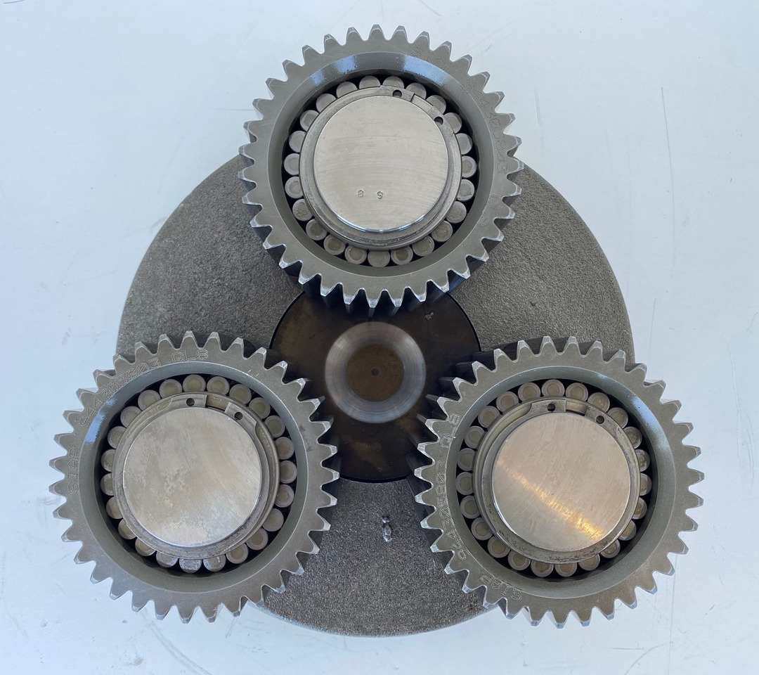 Liebherr Planetenträger ID-Nr.970559601 mit Planetenrad ID-Nr.944305703 - ID-Nr.90213986. A900,A904,A913 COMP,A914 COMP,A914,A916 COMP,A916,A918 COMP,A918,A920,A922 RAIL A924 RAIL,LH18,LH22,LH24,LH2 - Zwenkmotor voor Bouwmachine: afbeelding 3 Liebherr Planetenträger ID-Nr.970559601 mit Planetenrad ID-Nr.944305703 - ID-Nr.90213986. A900,A904,A913 COMP,A914 COMP,A914,A916 COMP,A916,A918 COMP,A918,A920,A922 RAIL A924 RAIL,LH18,LH22,LH24,LH2 - Zwenkmotor voor Bouwmachine: afbeelding 3