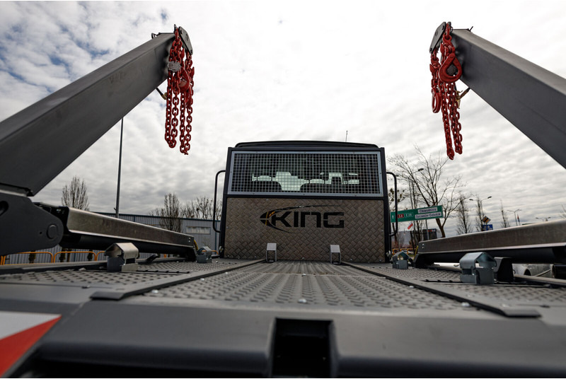 Nieuw Portaalarmsysteem vrachtwagen Iveco Daily 70C18 + KING Bramowiec / Skiploader / Absetzkipper: afbeelding 6 Nieuw Portaalarmsysteem vrachtwagen Iveco Daily 70C18 + KING Bramowiec / Skiploader / Absetzkipper: afbeelding 6