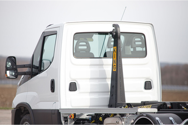 Iveco Daily 70C18 - Haakarmsysteem vrachtwagen: afbeelding 3 Iveco Daily 70C18 - Haakarmsysteem vrachtwagen: afbeelding 3