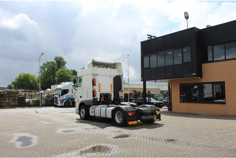 DAF XF 106.460 * RETARDER * 4X2 * - Trekker: afbeelding 3 DAF XF 106.460 * RETARDER * 4X2 * - Trekker: afbeelding 3