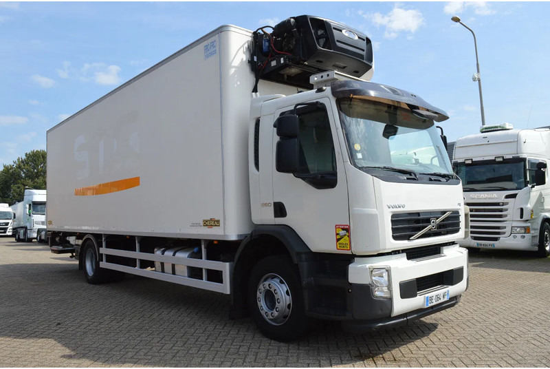 Volvo FE 260 * EURO5 * 4X2 * CARRIER SUPRA 950 MT * 4X2 * MANUAL * - Koelwagen vrachtwagen: afbeelding 5 Volvo FE 260 * EURO5 * 4X2 * CARRIER SUPRA 950 MT * 4X2 * MANUAL * - Koelwagen vrachtwagen: afbeelding 5