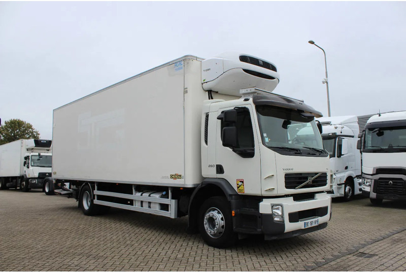 Volvo FE 260 * EURO5 * THERMO KING T-1200R * 4X2 * - Koelwagen vrachtwagen: afbeelding 4 Volvo FE 260 * EURO5 * THERMO KING T-1200R * 4X2 * - Koelwagen vrachtwagen: afbeelding 4