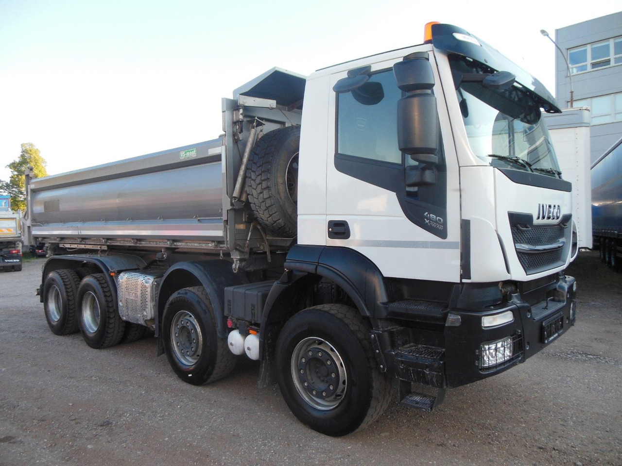 Iveco STRALIS X-WAY 480, 8X4, BORDMATIC, AHK, TOP!!! - Kipper vrachtwagen: afbeelding 2 Iveco STRALIS X-WAY 480, 8X4, BORDMATIC, AHK, TOP!!! - Kipper vrachtwagen: afbeelding 2