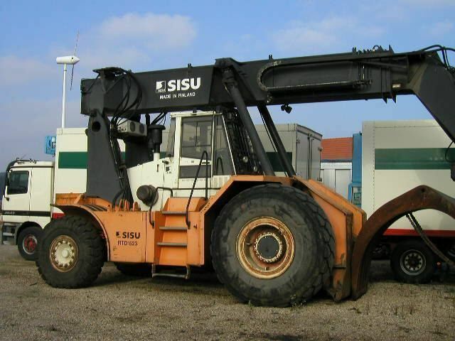 Kalmar SISU RTD1523 Kalmar SISU RTD1523 - Reach stacker: afbeelding 3 Kalmar SISU RTD1523 Kalmar SISU RTD1523 - Reach stacker: afbeelding 3