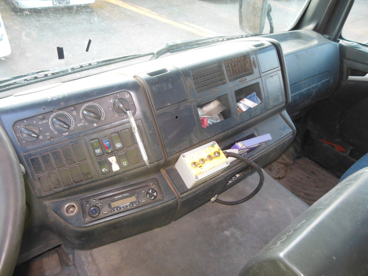 Betonpomp MAN TGA 35.410, 8X4, MIX + PUMPE 24M: afbeelding 27