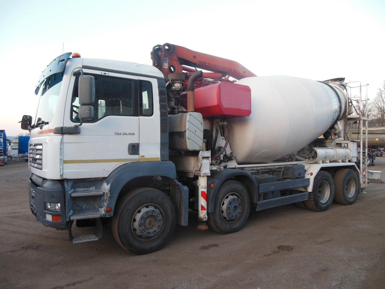 MAN TGA 35.410, 8X4, MIX + PUMPE 24M - Betonmixer: afbeelding 2 MAN TGA 35.410, 8X4, MIX + PUMPE 24M - Betonmixer: afbeelding 2