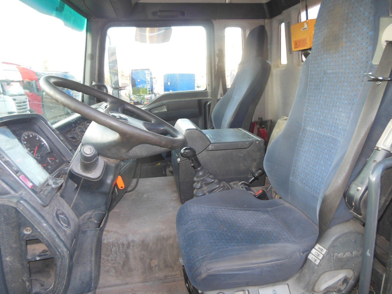 Betonpomp MAN TGA 35.410, 8X4, MIX + PUMPE 24M: afbeelding 23