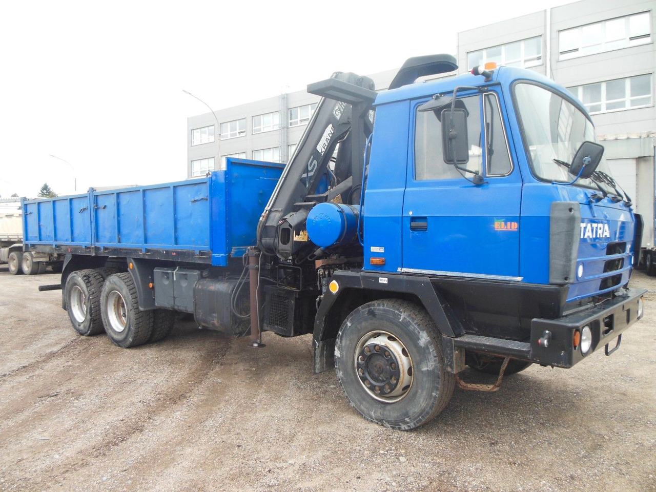 Tatra T 815, 6X6, HIAB 144 B - 3 DUO - Vrachtwagen met open laadbak, Kraanwagen: afbeelding 2 Tatra T 815, 6X6, HIAB 144 B - 3 DUO - Vrachtwagen met open laadbak, Kraanwagen: afbeelding 2