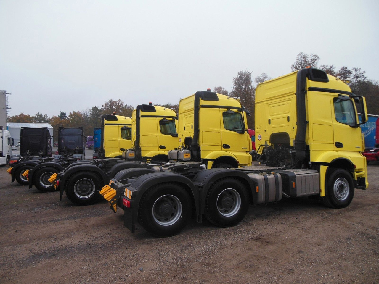 Mercedes-Benz 3353 ACTROS, 6X4, TRK, SET 120 TON, WIE NEUE!E!! - Trekker: afbeelding 4 Mercedes-Benz 3353 ACTROS, 6X4, TRK, SET 120 TON, WIE NEUE!E!! - Trekker: afbeelding 4