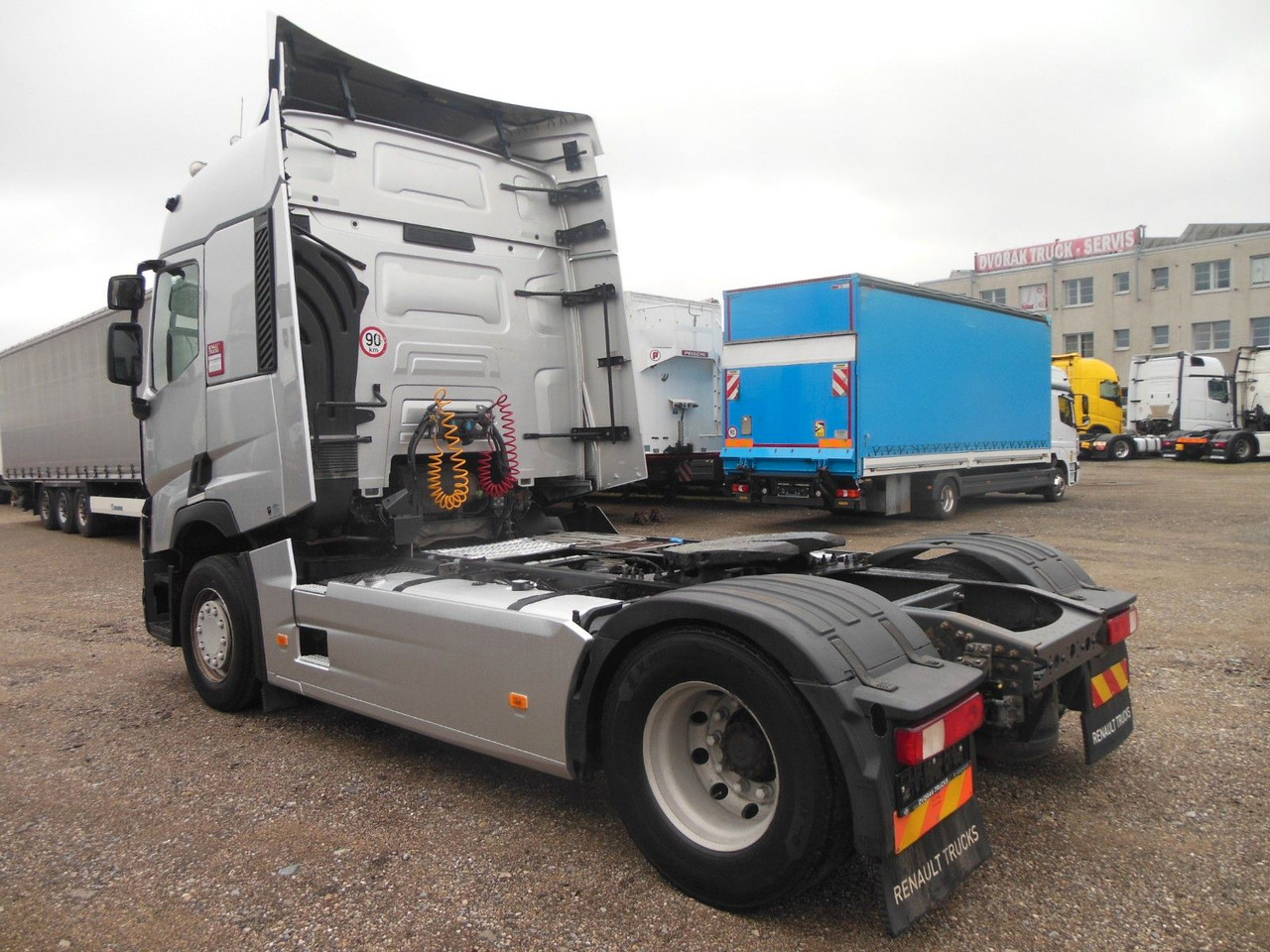 Renault T 440, STANDART, LEICHTER UNAFALL - Trekker: afbeelding 4 Renault T 440, STANDART, LEICHTER UNAFALL - Trekker: afbeelding 4