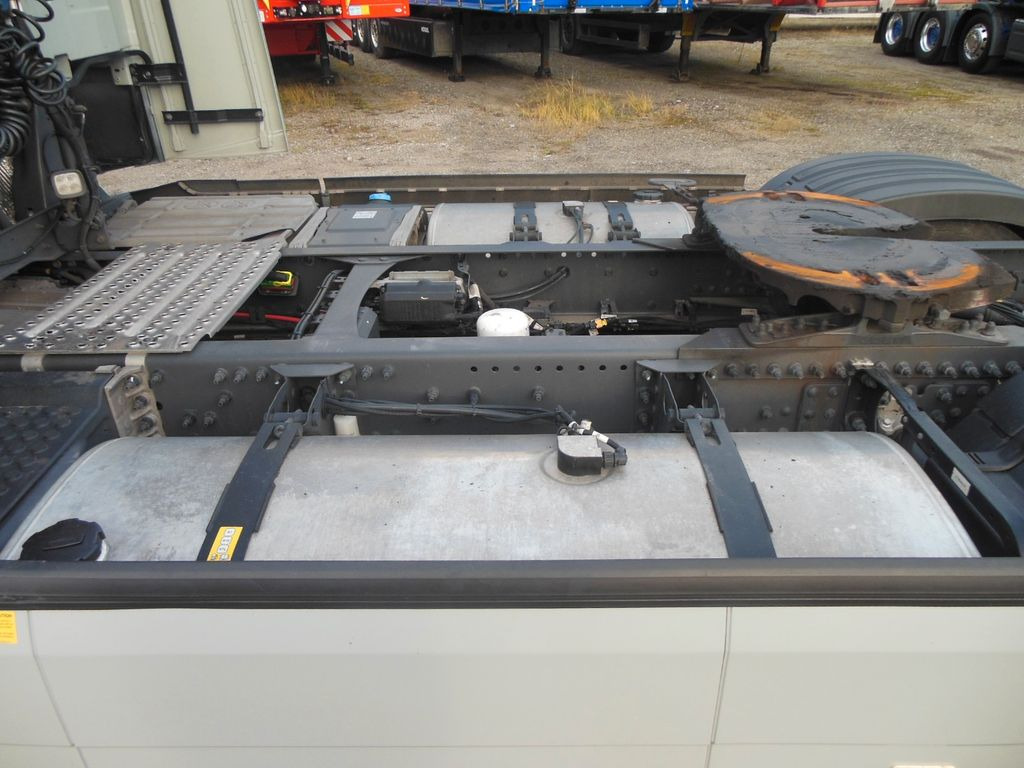 Volvo FH 13/460 TURBO COMPOUND,I-SAVE,I-PARK COOL,TOP Volvo FH 13/460 TURBO COMPOUND,I-SAVE,I-PARK COOL,TOP - Trekker: afbeelding 5 Volvo FH 13/460 TURBO COMPOUND,I-SAVE,I-PARK COOL,TOP Volvo FH 13/460 TURBO COMPOUND,I-SAVE,I-PARK COOL,TOP - Trekker: afbeelding 5