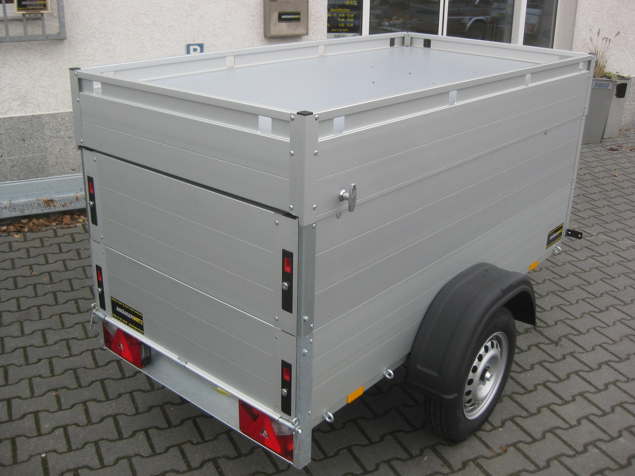 ALUBOXX Deckelanhänger GT 750 VT1 201x101x83cm (XS) 750kg - Gesloten aanhangwagen: afbeelding 4 ALUBOXX Deckelanhänger GT 750 VT1 201x101x83cm (XS) 750kg - Gesloten aanhangwagen: afbeelding 4